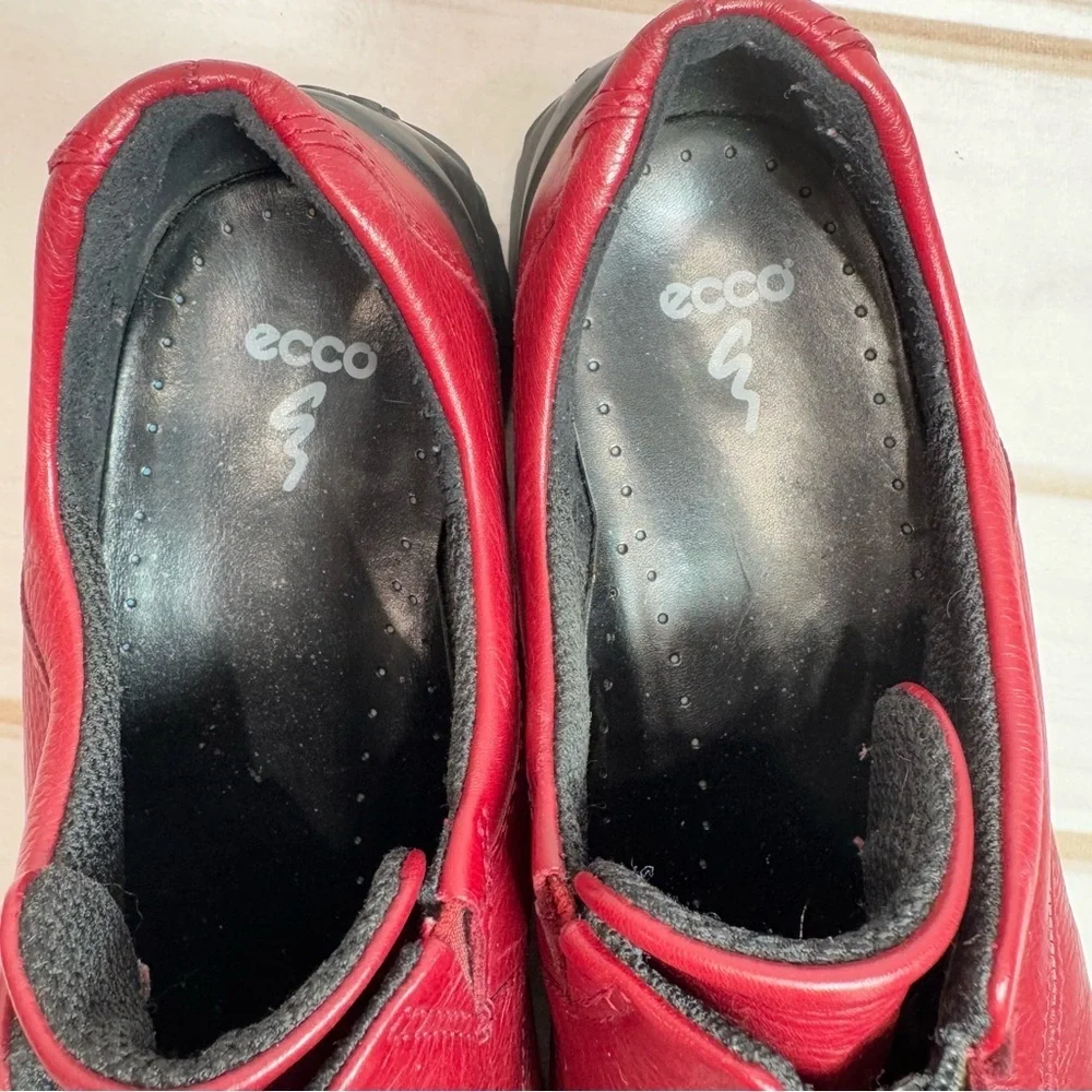 Ecco Dark Barn Red Leather Slip-On Loafer Shoes with Zipper Black Rubber Sole